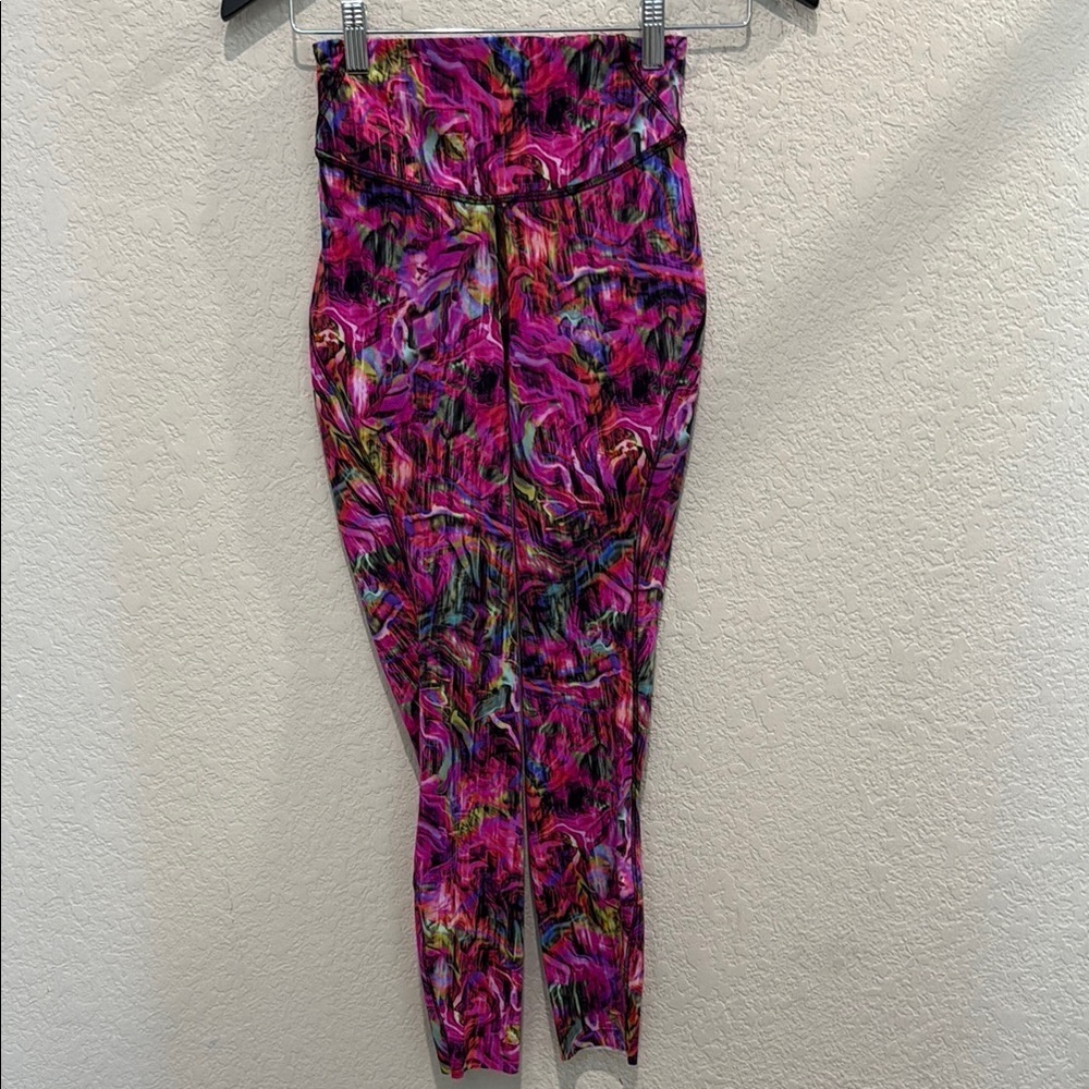 Lululemon Base Pace leggings Vibrant Multicolor Leggings size 4